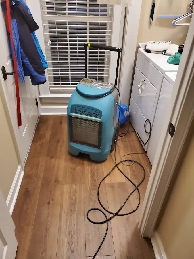 Commercial dehumidifier deployed for Flood Damage Cleanup in Leisure City